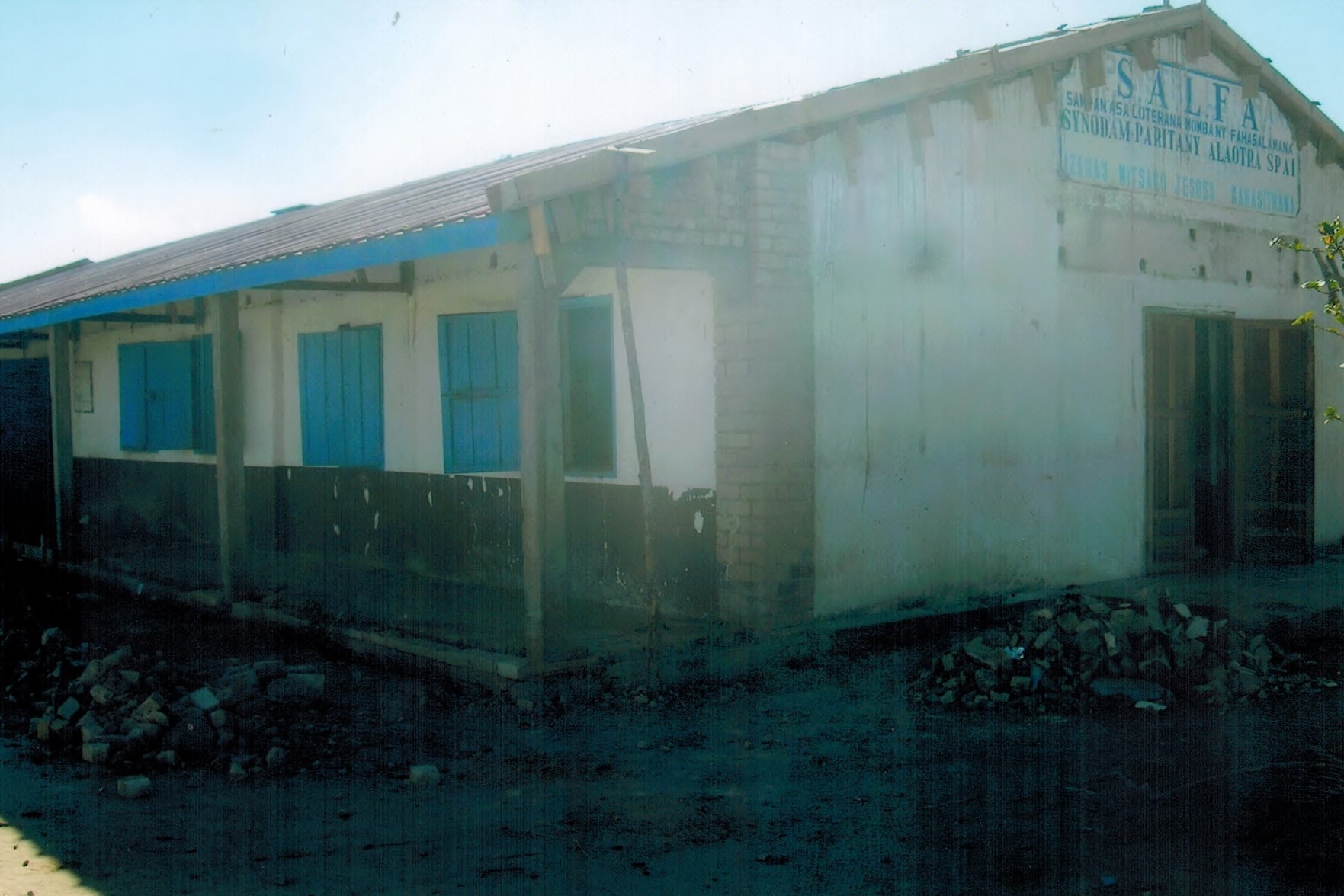 SALFA AMPARAMANINA